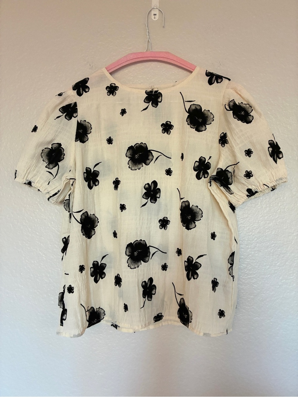 Dazy Cream Black Velvet Floral Print Puff Sleeve Top Size M Cottagecore Boho